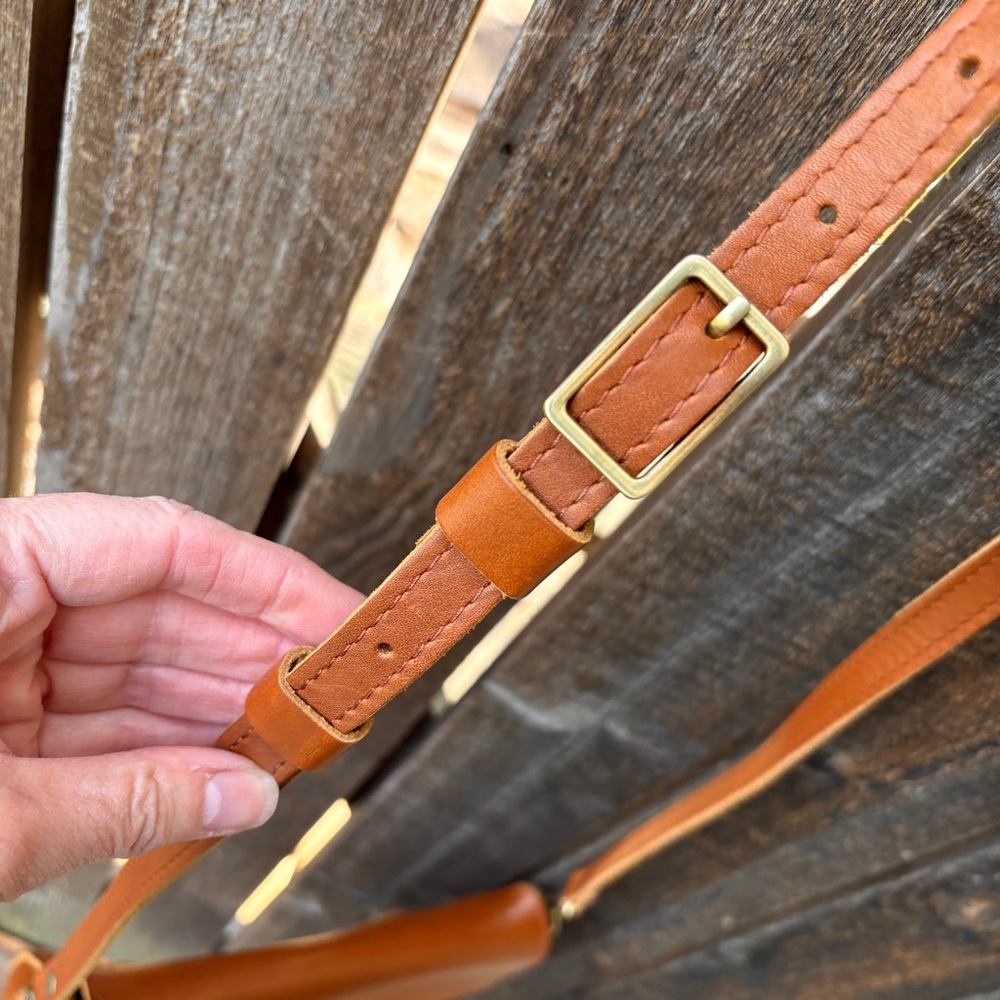 Portland Leather Goods Medium Metro Crossbody Leather Bag NWOT In Honey - Picture 5 of 16